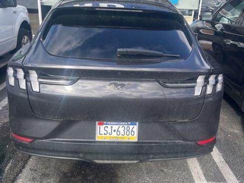 Certified 2022 Ford Mustang Mach-E Premium image 9