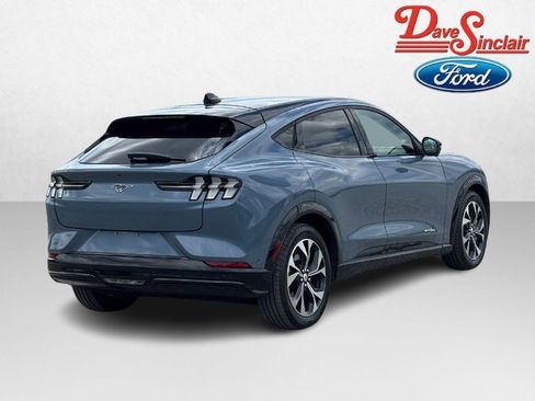 Used 2023 Ford Mustang Mach-E Premium AWD/4WD image 7