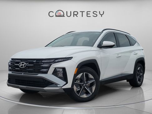 New 2026 Hyundai Tucson SEL image 1