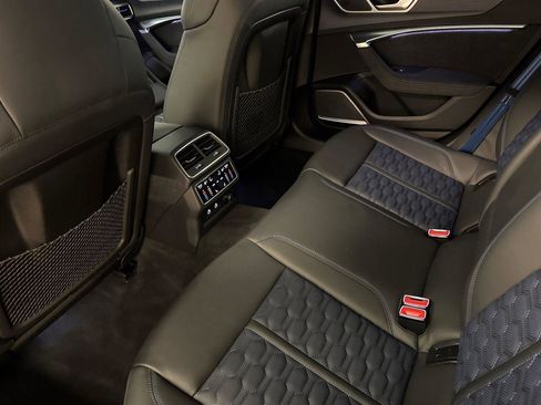 Used 2025 Audi RS 6 performance image 11