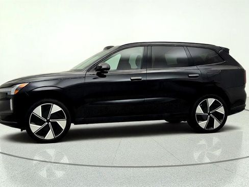 Used 2025 Volvo EX90 Plus AWD/4WD image 8