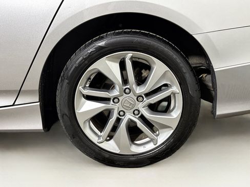 Used 2020 Honda Accord LX image 24