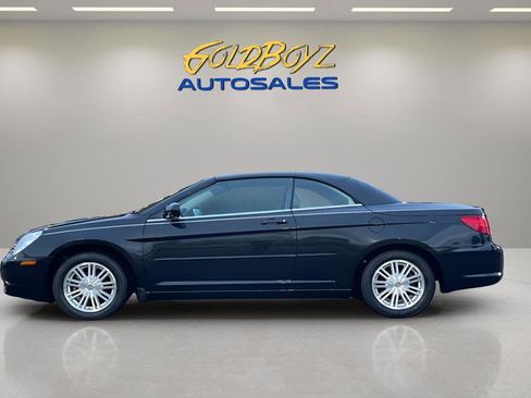 Used 2008 Chrysler Sebring Touring w/ Electronics Convenience Group image 6