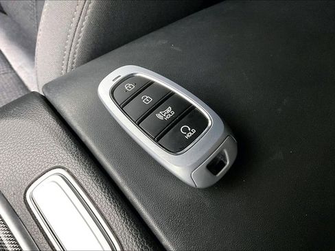 Used 2021 Hyundai Santa Fe SEL AWD/4WD image 13