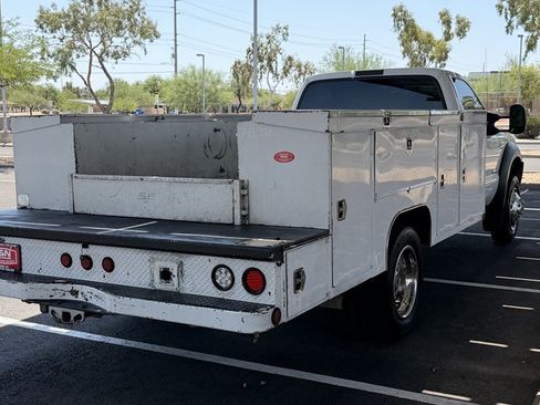 Used 2006 Ford F450 2WD Regular Cab Super Duty image 15