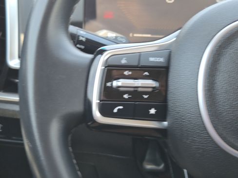 Used 2024 Kia Sorento S FWD image 18
