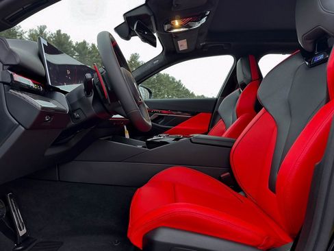 New 2026 BMW M5 Touring w/ Executive Package image 14