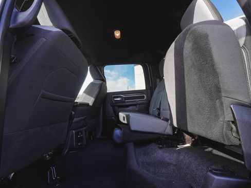 Used 2024 RAM 2500 Big Horn image 33