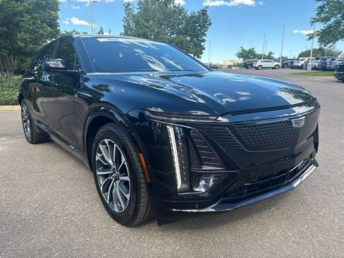 Certified 2024 Cadillac Lyriq Sport AWD/4WD image 5