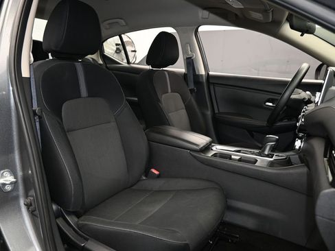 Used 2023 Nissan Sentra SV image 36