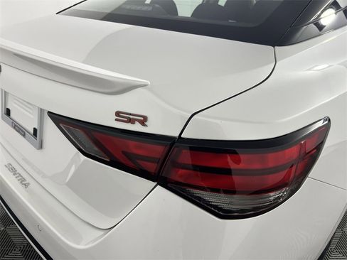 New 2025 Nissan Sentra SR image 22