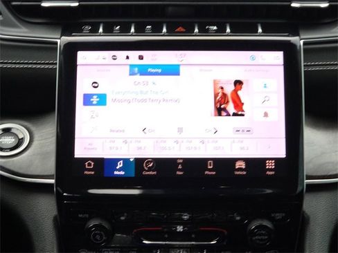 Used 2022 Jeep Grand Cherokee L Limited image 13