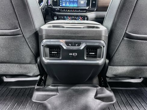 Used 2024 Chevrolet Silverado 2500 High Country w/ Technology Package AWD/4WD image 22