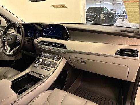 Used 2022 Hyundai Palisade SEL w/ Premium Package image 31