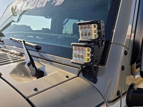 Used 2017 Jeep Wrangler Unlimited Sahara w/ Quick Order Package 24E Chief image 18