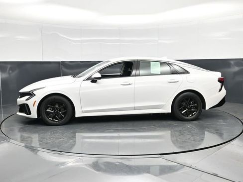 Used 2025 Kia K5 LXS image 6