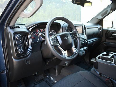 Used 2021 Chevrolet Silverado 1500 Custom Trail Boss w/ Safety Confidence Package image 14