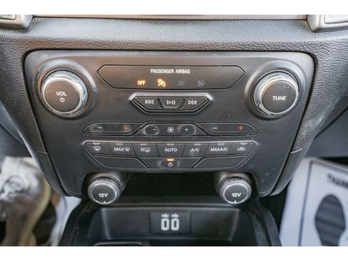 Used 2021 Ford Ranger XLT w/ FX4 Off-Road Package image 17