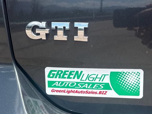 Used 2016 Volkswagen GTI SE FWD image 14