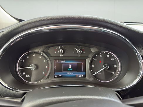 Used 2020 Buick Encore Preferred image 12
