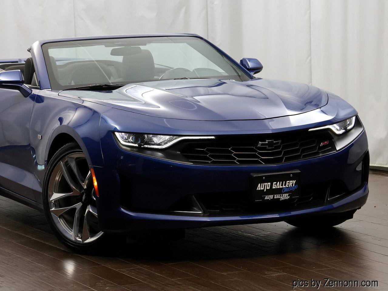 Used 2020 Chevrolet Camaro LT w/ RS Package RWD image 2