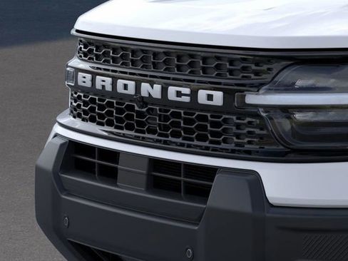 New 2025 Ford Bronco Sport Outer Banks w/ Outer Banks Tech Package+ AWD/4WD image 19