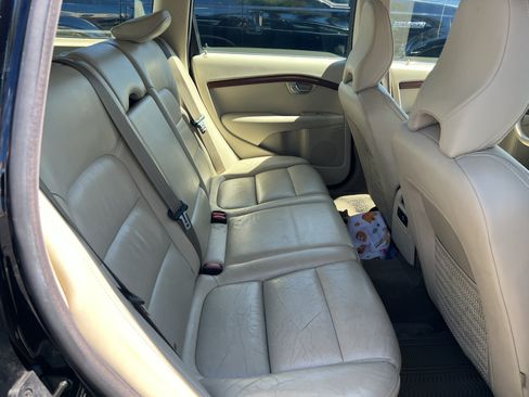 Used 2010 Volvo XC70 3.2 AWD/4WD image 6