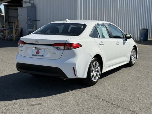 Used 2023 Toyota Corolla LE image 12