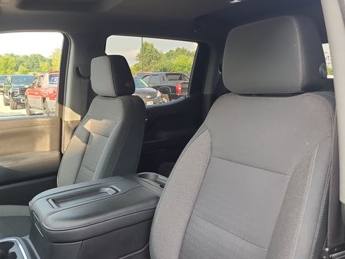 Used 2019 Chevrolet Silverado 1500 LT Trail Boss AWD/4WD image 10