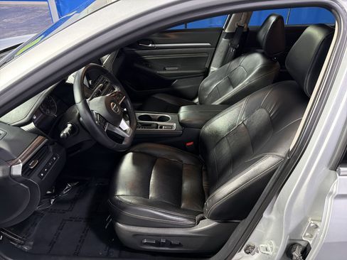 Used 2019 Nissan Altima 2.5 SL AWD/4WD image 23