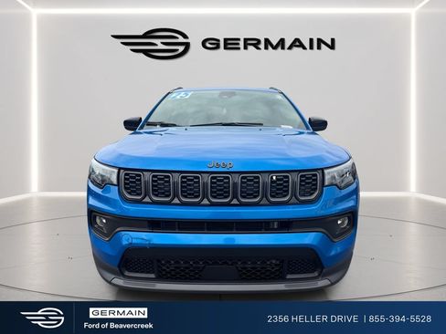 Used 2025 Jeep Compass Latitude w/ Altitude Special Edition AWD/4WD image 3