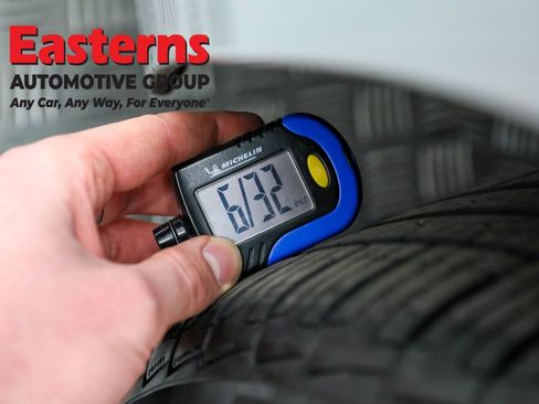 Used 2020 BMW 230i xDrive Coupe w/ Convenience Package image 29