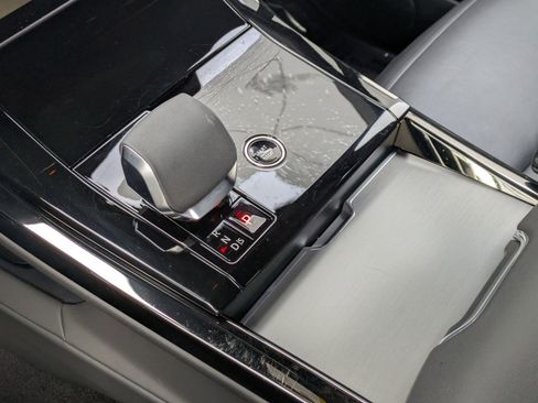 Certified 2024 Land Rover Range Rover Sport Dynamic SE image 22