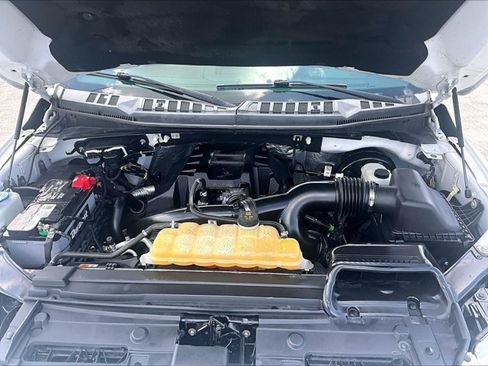 Used 2017 Ford F150 XLT w/ Equipment Group 302A Luxury RWD image 11