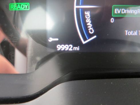 Used 2026 Toyota Corolla LE FWD image 25