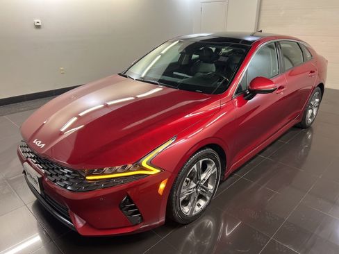 Used 2022 Kia K5 EX w/ EX Premium Package image 3