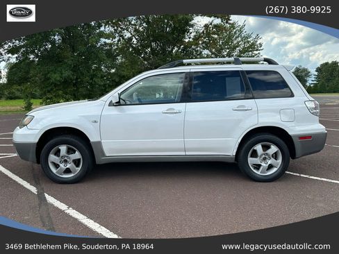 Used 2003 Mitsubishi Outlander XLS image 3
