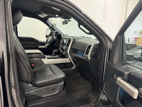 Used 2020 Ford F150 Lariat w/ Equipment Group 502A Luxury AWD/4WD image 23
