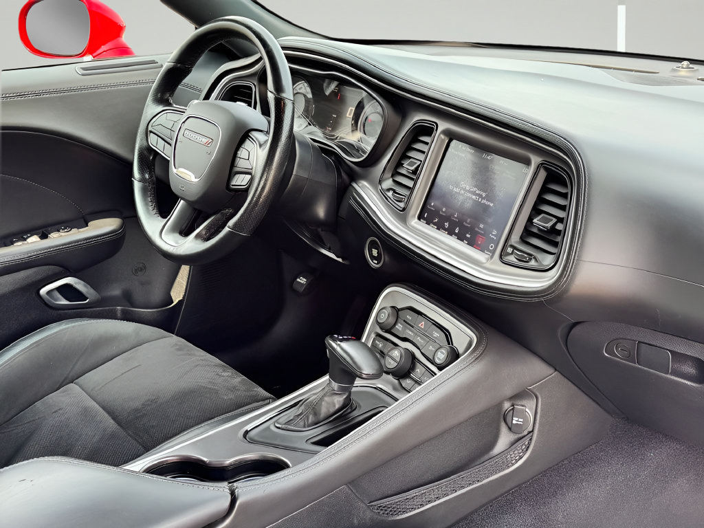 Used 2020 Dodge Challenger R/T Scat Pack w/ T/A Package RWD image 13