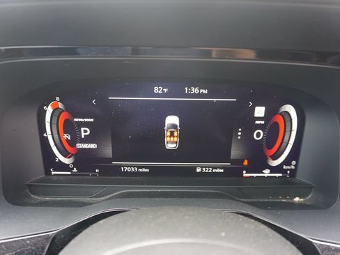 Used 2023 Nissan Pathfinder Platinum FWD image 7