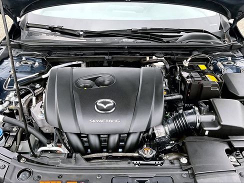 Used 2022 MAZDA MAZDA3 s image 32