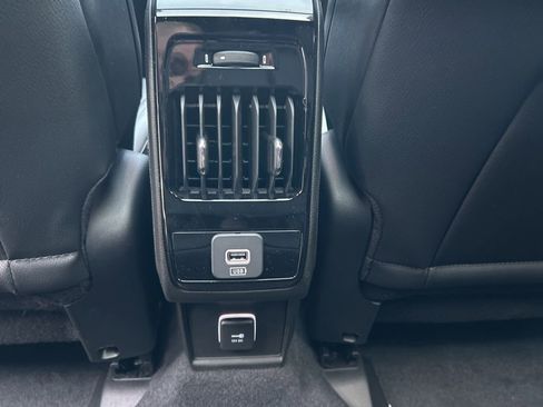 New 2026 Jeep Compass Limited w/ Sun, Sound & Navigation Group image 39