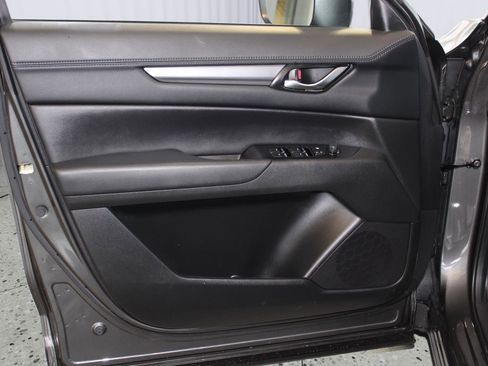 Used 2020 MAZDA CX-5 Touring image 42