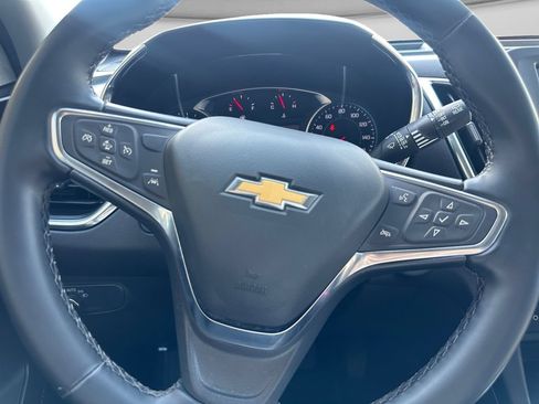 Used 2024 Chevrolet Equinox LT AWD/4WD image 15