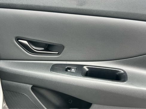 Certified 2026 Hyundai Elantra SEL Sport Premium w/ Cargo Package image 22