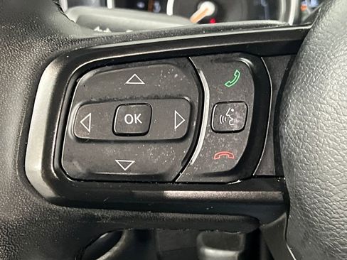 Used 2023 Jeep Wrangler Altitude image 37