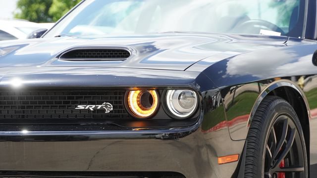 Used 2023 Dodge Challenger SRT Hellcat RWD image 7