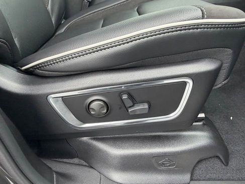 New 2026 RAM 1500 Laramie AWD/4WD image 27