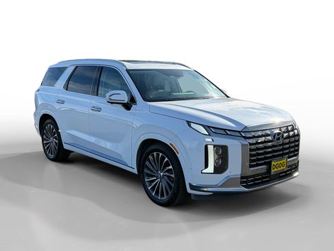 Used 2023 Hyundai Palisade Calligraphy w/ Cargo Package AWD/4WD image 7