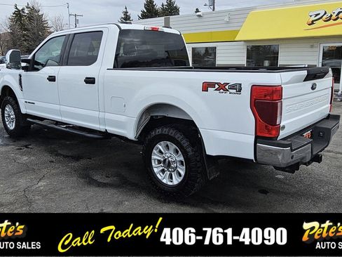 Used 2022 Ford F250 XLT w/ XLT Value Package image 2